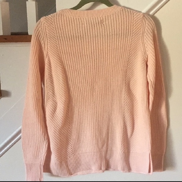 LOFT Pink Sweater 💕 - Picture 3 of 6